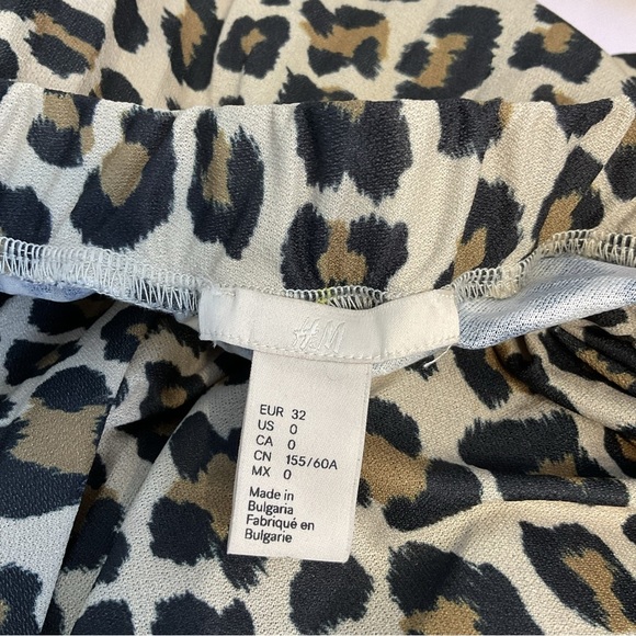 H & M Brown tan and black Leopard print pleated skirt size 0 - Picture 5 of 10